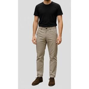 Banana Republic Straight Fit Chino Pants Men’s 32x30 Gray 100% Cotton -2 FLAW